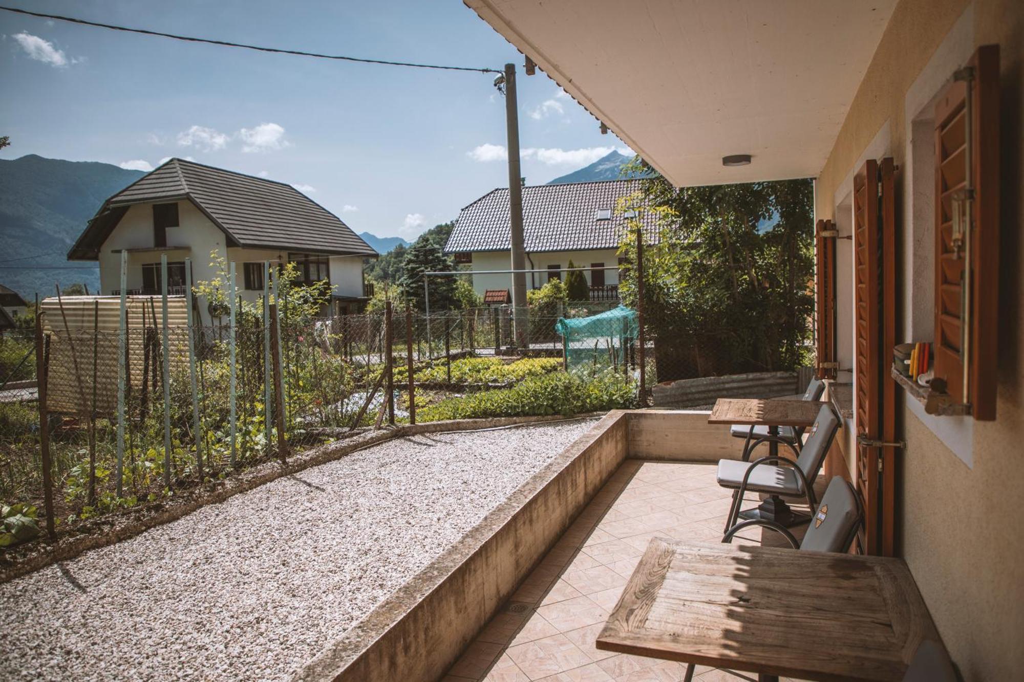 4 Sheeps Apartments Bovec Exterior photo