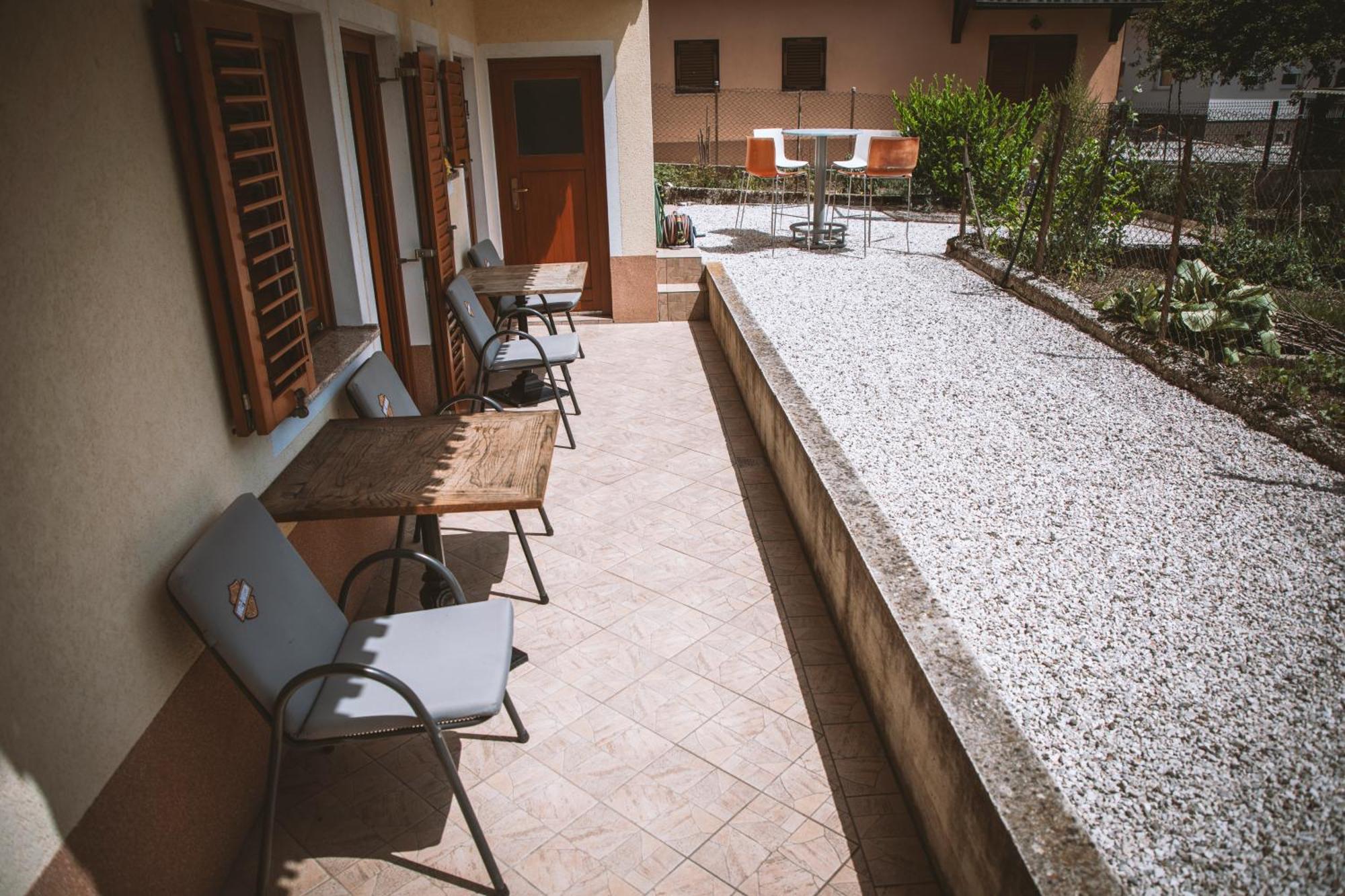 4 Sheeps Apartments Bovec Exterior photo
