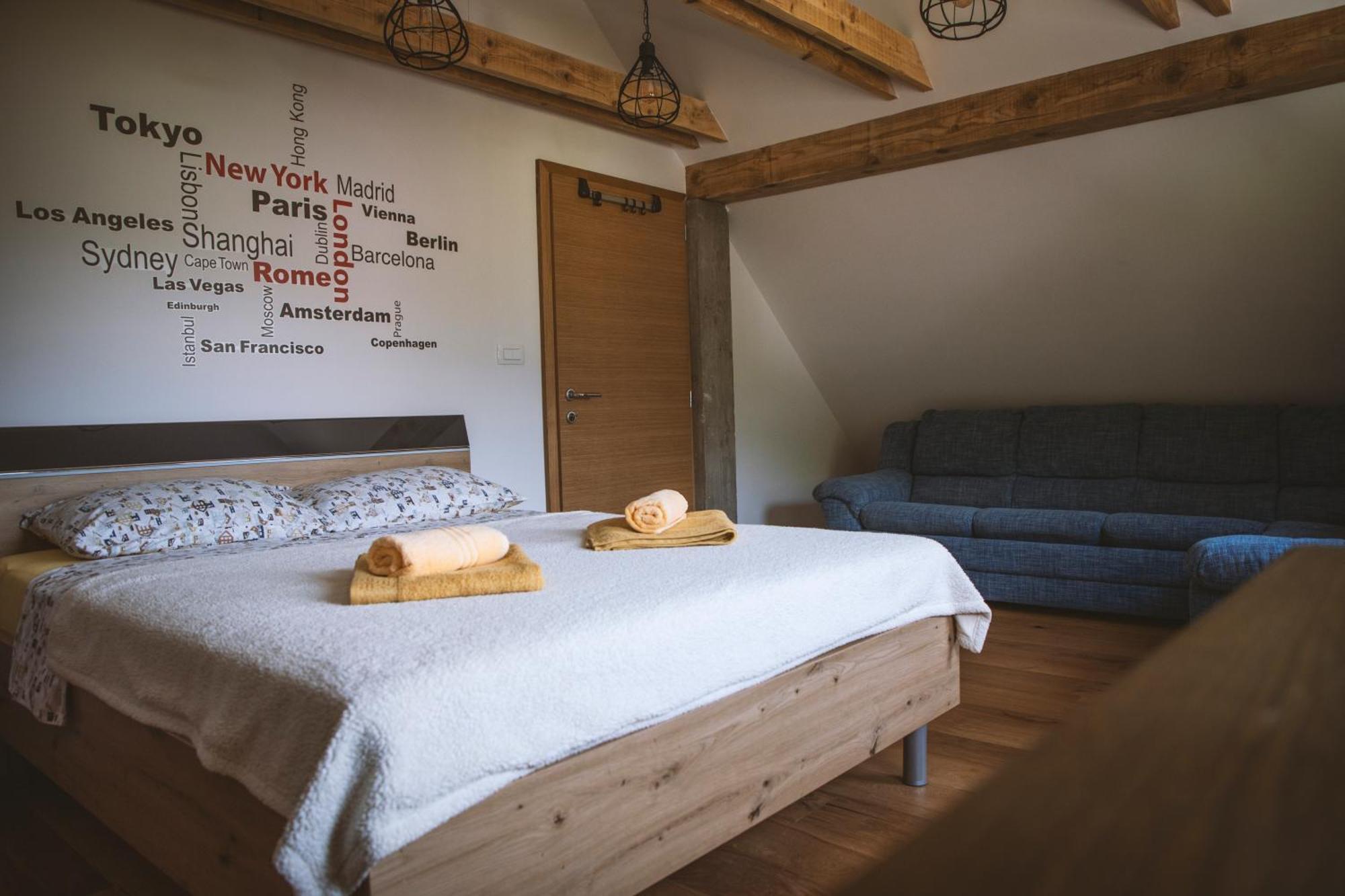 4 Sheeps Apartments Bovec Exterior photo